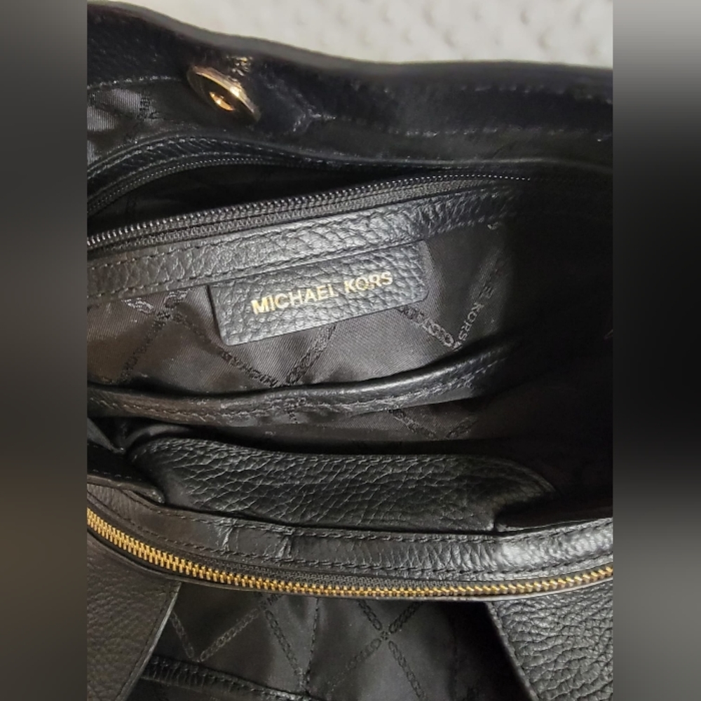 👑LOWSTART Excellent Used Condition Leather 3 Compartment MK Shouldebag - Picture 5 of 13